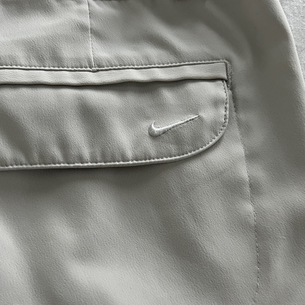 Nike Golf light tan Dri-FIT Bermudas